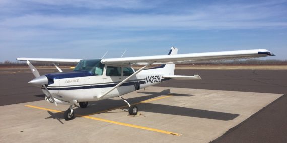 Cessna 172RG N425DL for rent
